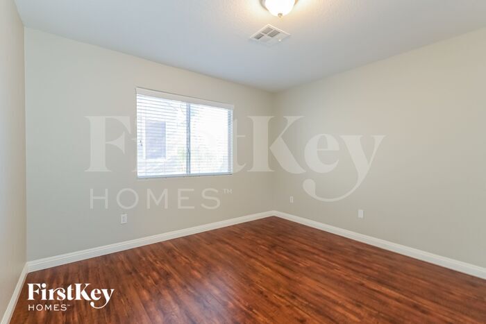 Building Photo - 655 Corona Run Ave