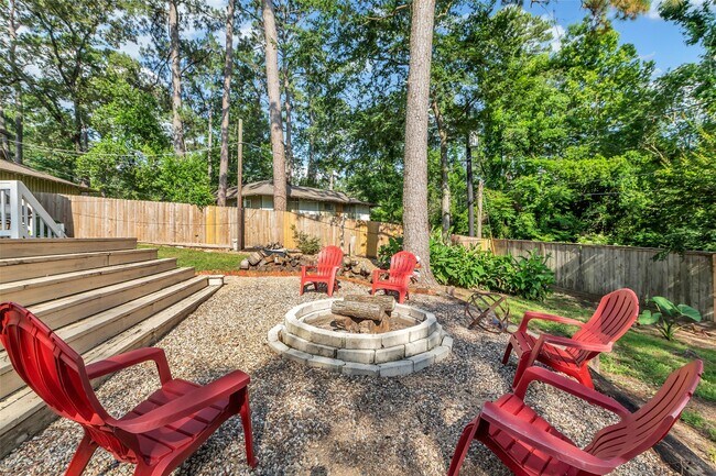 Building Photo - 1710 Hill Top Ln