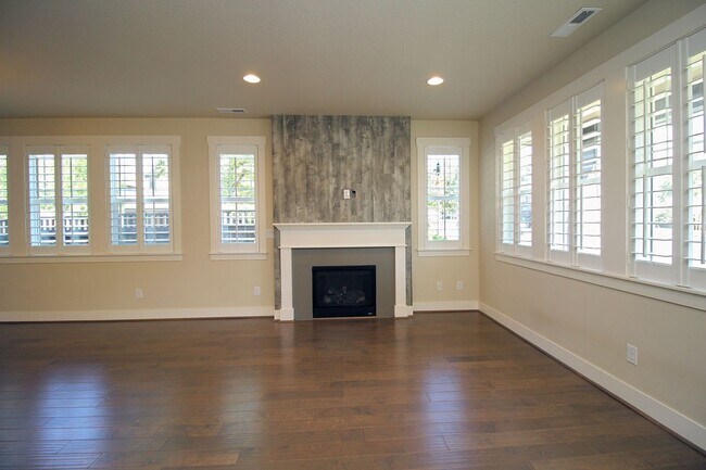 Building Photo - 13490 SW Calabash Terrace