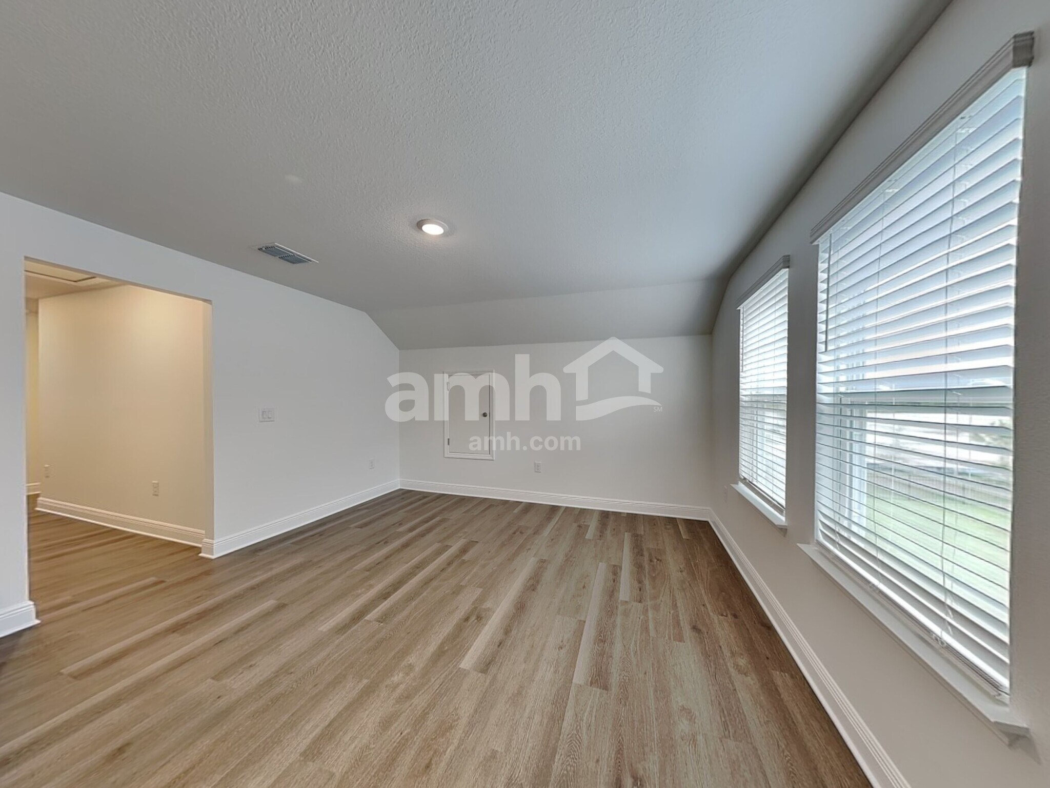 Building Photo - 14633 Cedar Trunk Ter