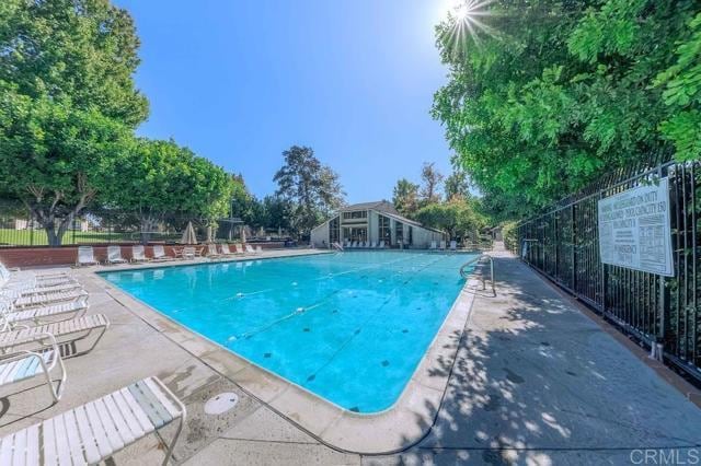 Building Photo - 10670 Esmeraldas Dr