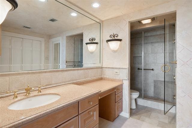 Building Photo - 6335 W Northwest Hwy