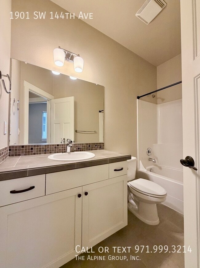 Building Photo - 1901 SW 144th Ave