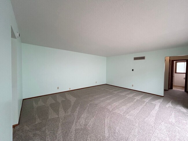 Building Photo - sw114th