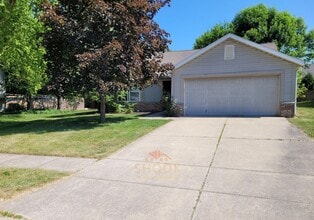 Building Photo - REMODELED 3 BR HOME - AVAILABLE MID JUNE
