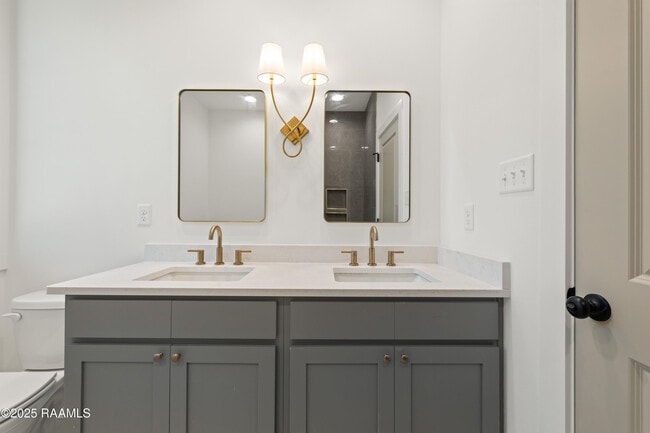 Building Photo - 202 Steiner Oaks