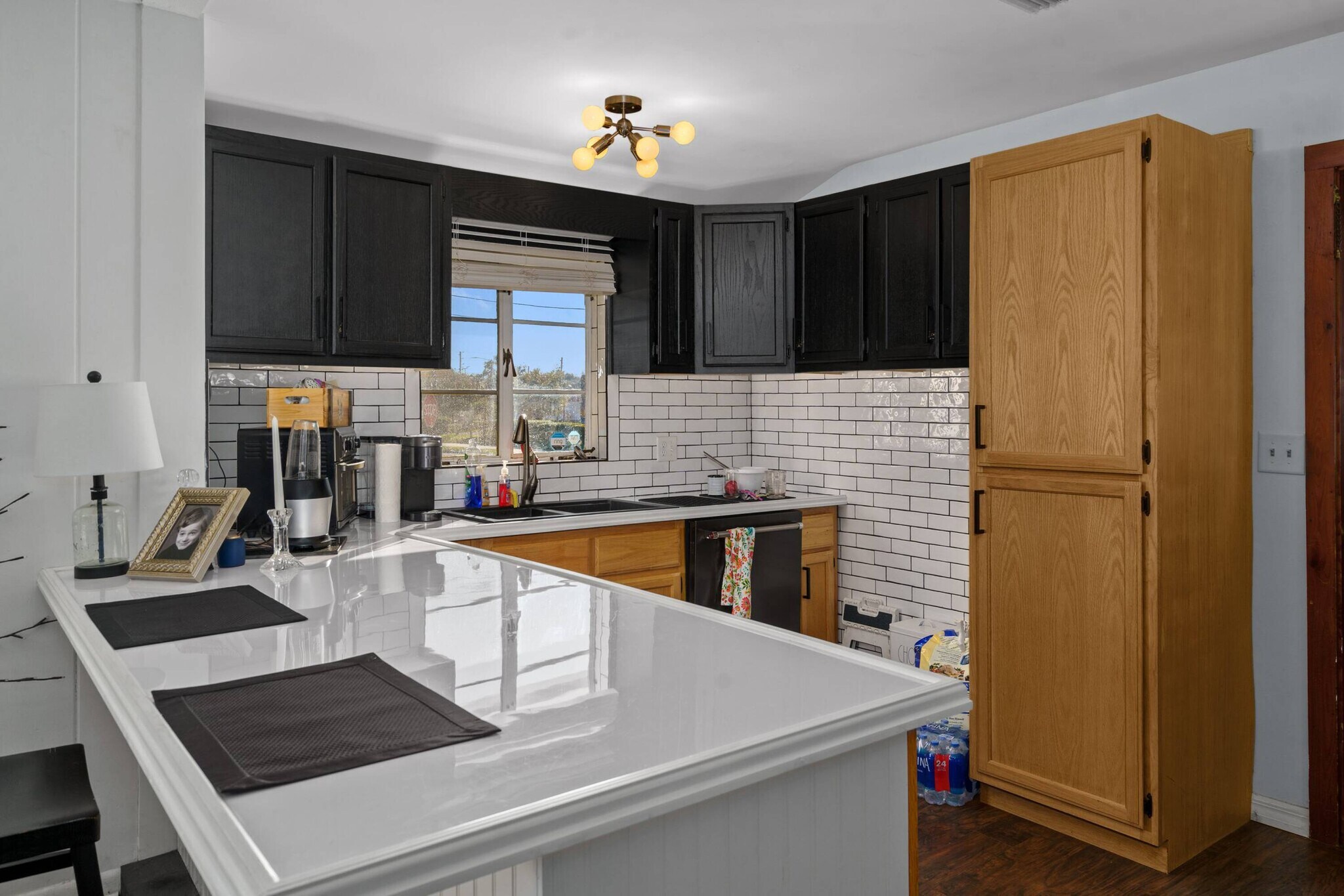 Open kitchen plan - 117 Trout Ave