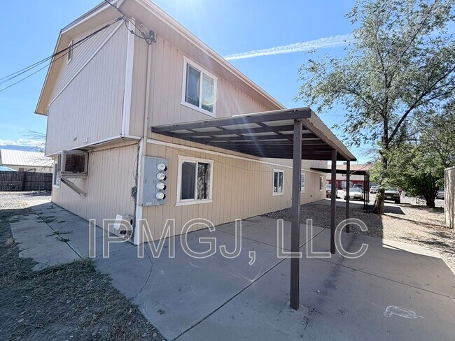 Building Photo - 3246.5 Downey Ct