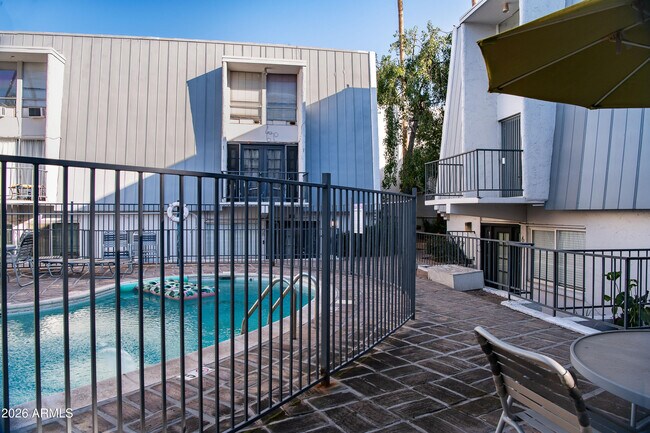 Building Photo - 3416 N 44th St