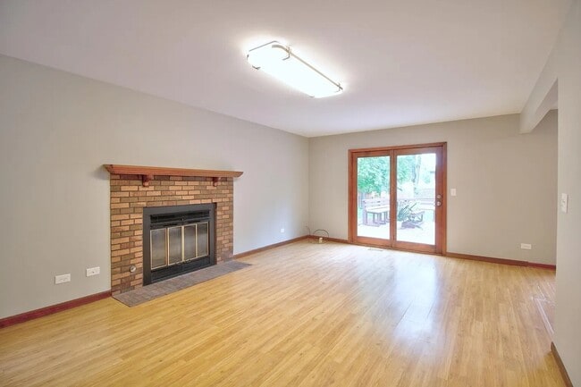 Building Photo - 1741 Tufts Ct