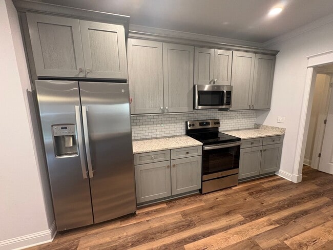 Building Photo - Beaultiful 3 bed 2 bath home in Long Beach