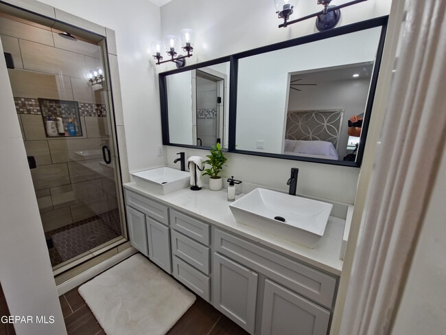 Building Photo - 7321 Cuba Dr