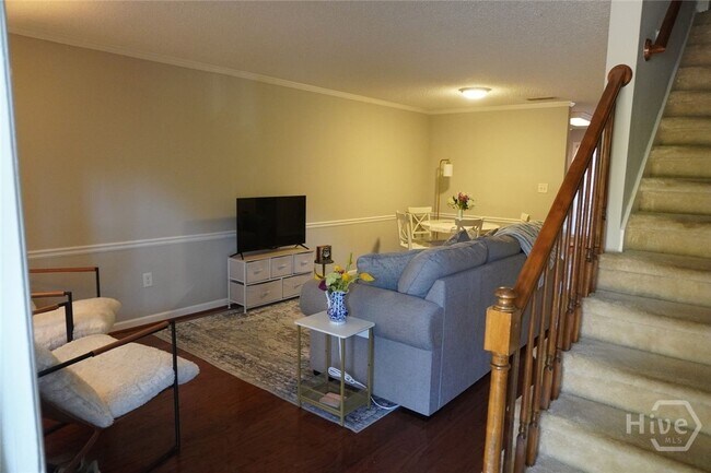 Building Photo - 1515 S Lumpkin St