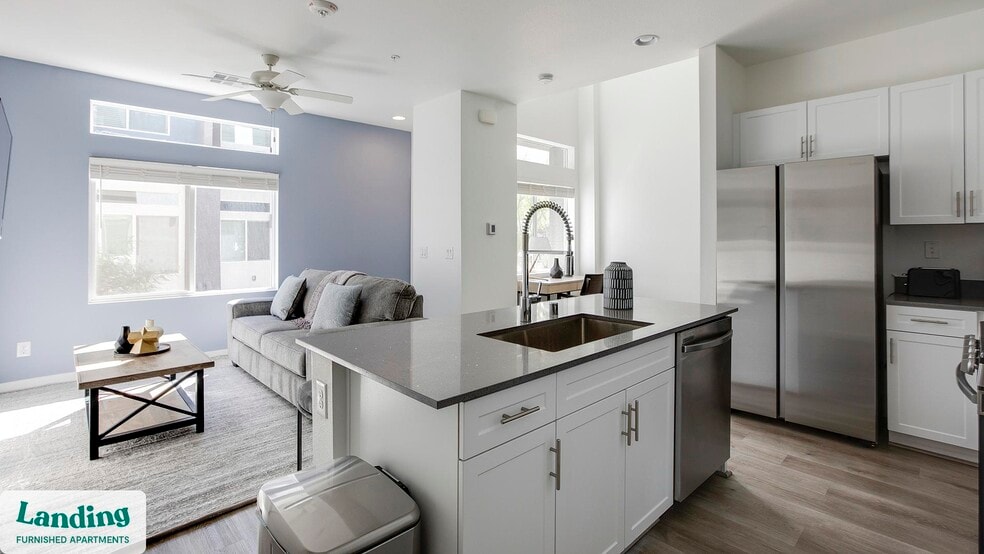 Building Photo - 2705 N Rancho Dr