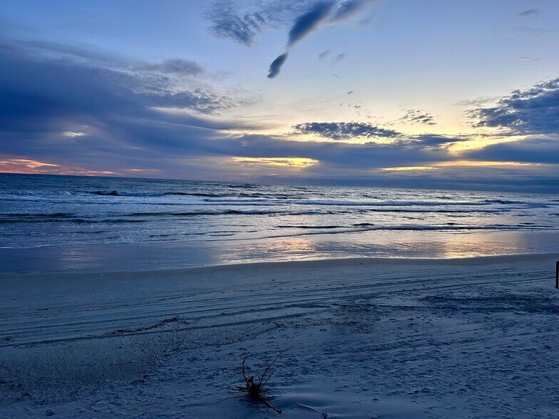 Building Photo - 1620 Delphi Way