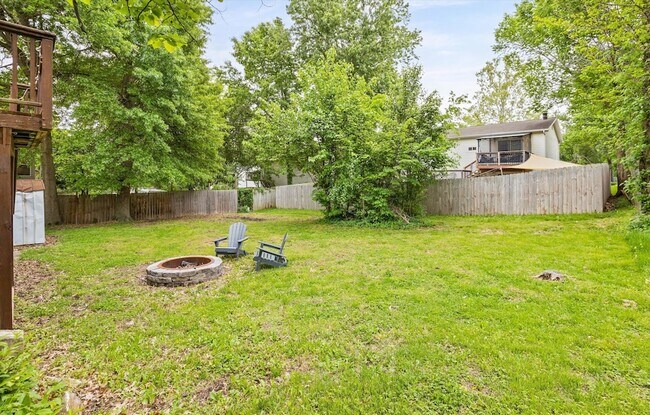 Building Photo - 4512 Salem Dr