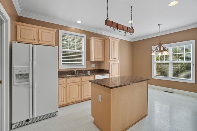 Building Photo - 11221 Grahamwood Pl