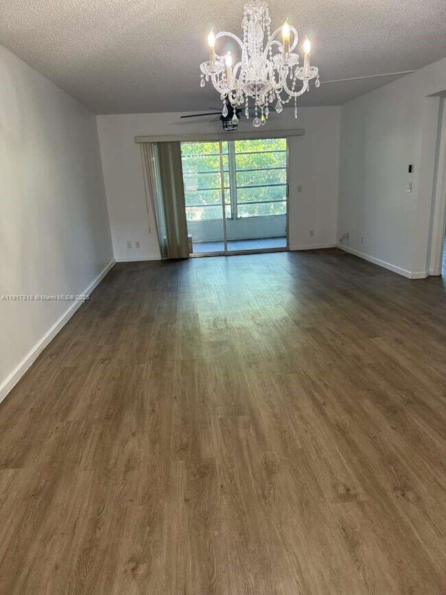 Building Photo - 13001 SW 15th Ct