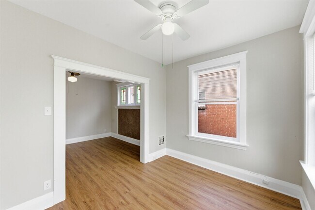 Building Photo - 4162 Shenandoah Ave