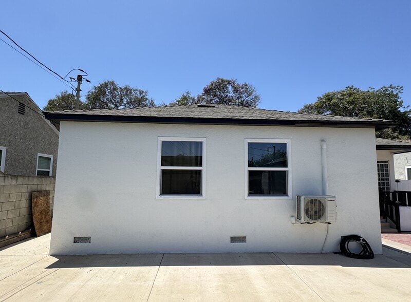 Building Photo - 15216 Cimarron Ave