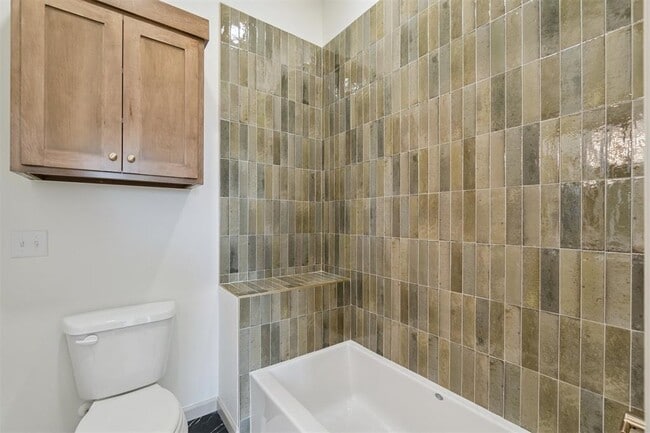 Building Photo - 18835 Selah Wy