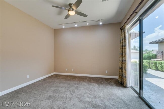 Building Photo - Elegant Anthem Country Club Residence with Spa, Balcony & 3-Car Garage