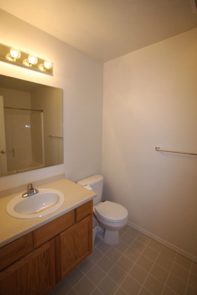 Building Photo - 2642 Lauren Creek Loop