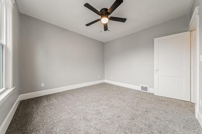 Building Photo - 841-841 Allison Ave