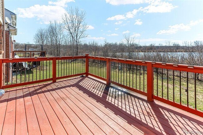 Building Photo - 30575 Hogan Ln