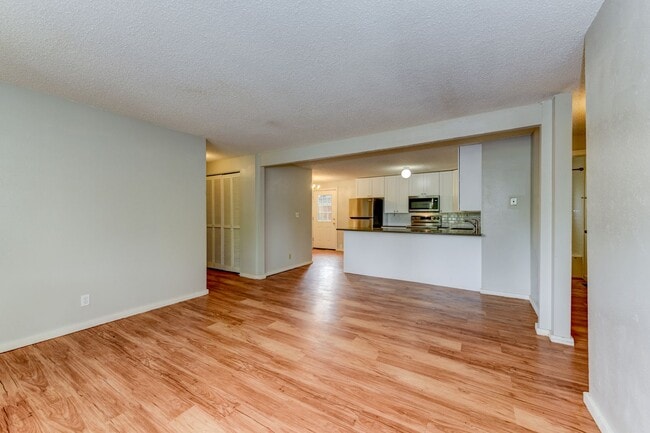 Building Photo - 840 North St