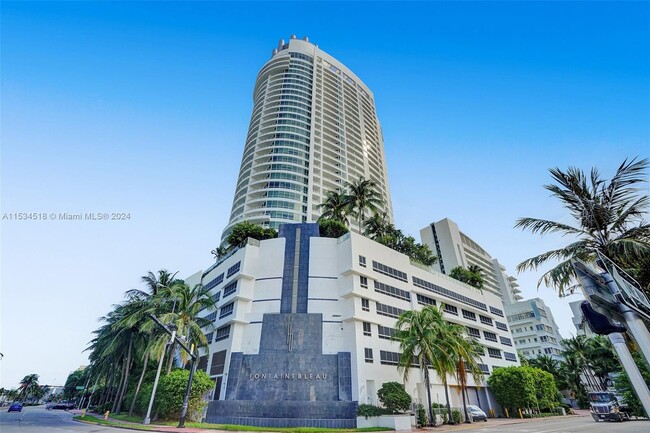 Building Photo - 4401 Collins Ave