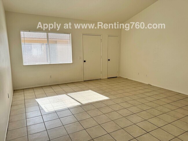 Building Photo - Spacious 2 Bed 1 Bath Home With Indoor Laundry Room