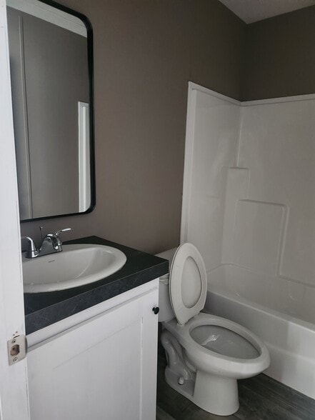 Building Photo - 150 Tonkawa Trl