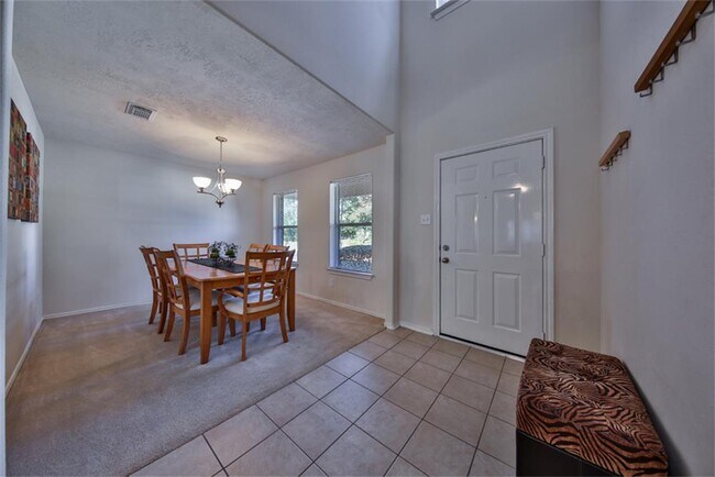 Building Photo - 39 W Sage Creek Pl