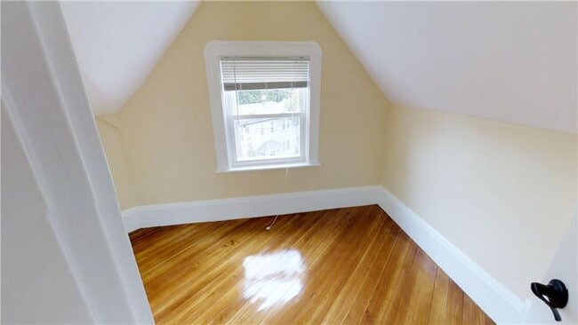 Building Photo - 50 Lowell St