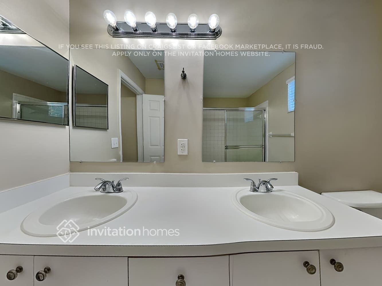 Building Photo - 5203 Eagle Cay Pl