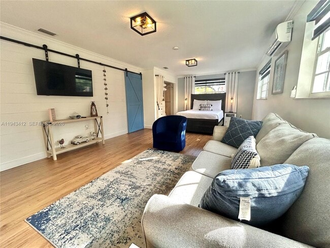 Building Photo - 7999 SW 58th St