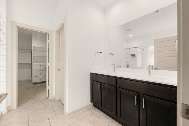 Building Photo - 7326 Teton Creek Trace