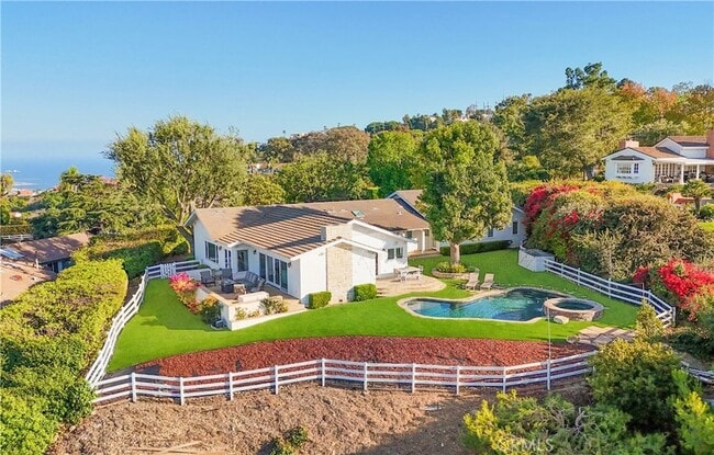 Building Photo - 67 Eastfield Dr