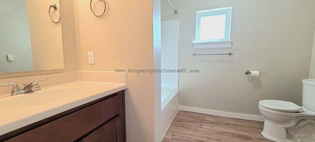 Building Photo - Spacious 3 bed /2 Bath Condo at Ferguson F...