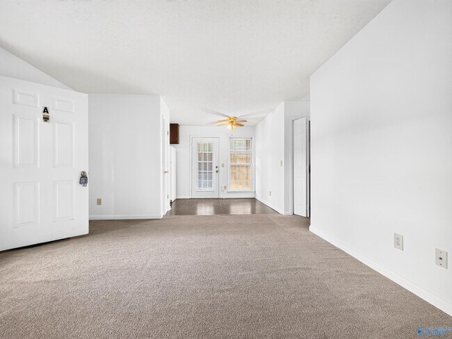 Building Photo - 6209 Friar Tuck Dr NW