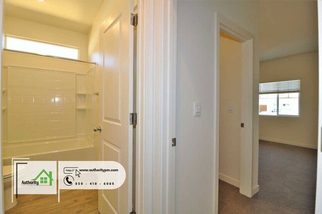 Building Photo - 3651 Ginny Ct