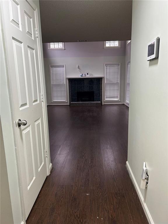 Building Photo - 1730 Paddlewheel Dr NE