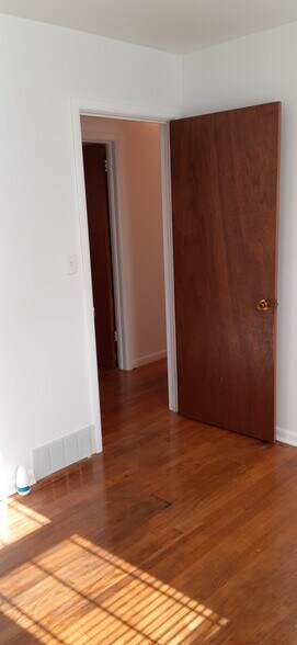 Building Photo - 22 Hanifin Ave