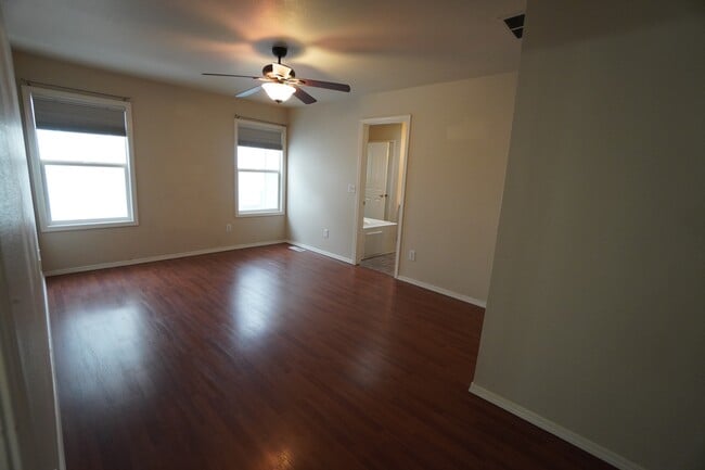 Building Photo - 4764 N Eugene St