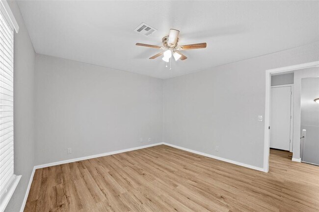 Building Photo - 7008 S 78th E Ave