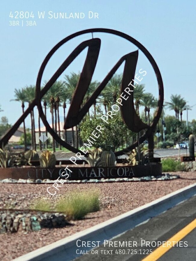 Building Photo - 42804 W Sunland Dr