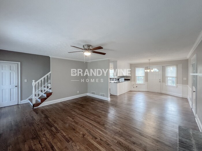 Building Photo - 916 S Deshon Rd