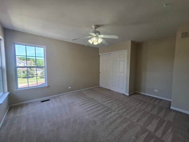 Building Photo - 2265 W Bentley Ln