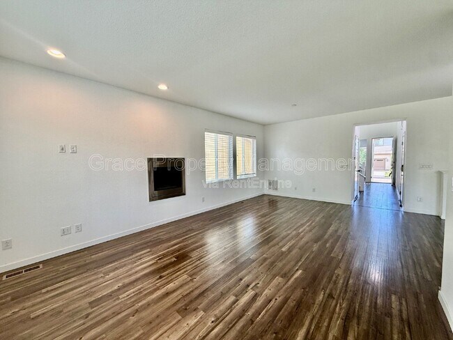 Building Photo - 17508 E 111th Pl